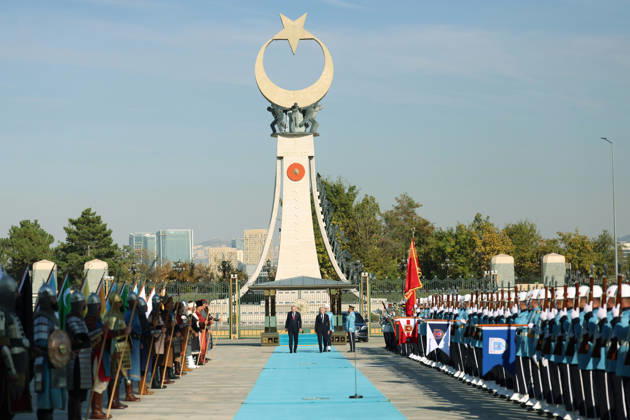 Turkish President Erdogan welcomes Canadian Prime Minister Carney ANKARA, TURKIYE - OCTOBER 22: (----EDITORIAL USE ONLY - MANDATORY CREDIT - TURKISH PRESIDENCY MURAT KULA HANDOUT - NO MARKETING NO ADVERTISING CAMPAIGNS - DISTRIBUTED AS A SERVICE TO CLIENTS----) Turkish President Recep Tayyip Erdogan (R) welcomes Canadian Prime Minister Mark Carney (L) with an official ceremony at the Presidential Complex during his official visit to Turkiye, in Ankara, Turkiye on October 22, 2026. TUR Presidency Murat Kula Anadolu Ankara Turkey. Editorial use only. Please get in touch for any other usage.  Copyright: x2026xAnadoluxTURxPresidencyx xMuratxKulax