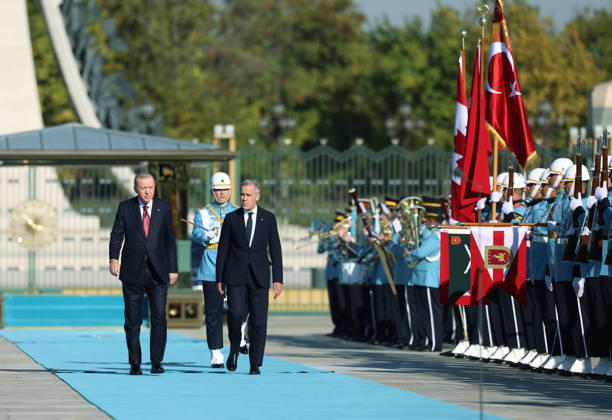 Turkish President Erdogan welcomes Canadian Prime Minister Carney ANKARA, TURKIYE - OCTOBER 22: (----EDITORIAL USE ONLY - MANDATORY CREDIT - TURKISH PRESIDENCY MURAT KULA HANDOUT - NO MARKETING NO ADVERTISING CAMPAIGNS - DISTRIBUTED AS A SERVICE TO CLIENTS----) Turkish President Recep Tayyip Erdogan welcomes Canadian Prime Minister Mark Carney with an official ceremony at the Presidential Complex during his official visit to Turkiye, in Ankara, Turkiye on October 22, 2026. TUR Presidency Murat Kula Anadolu Ankara Turkey. Editorial use only. Please get in touch for any other usage.  Copyright: x2026xAnadoluxTURxPresidencyx xMuratxKulax