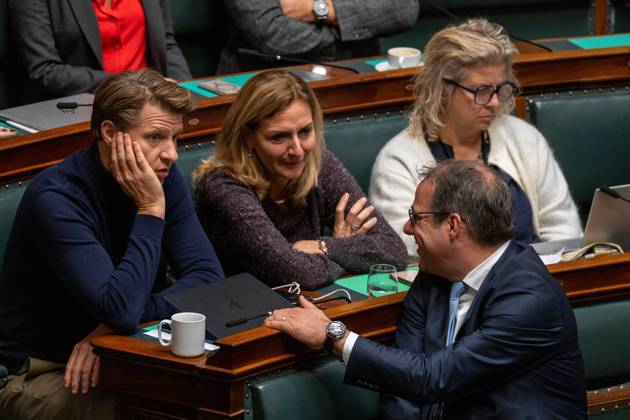 N-VA s Axel Ronse; N-VA s Kathleen Depoorter and N-VA s Sophie De Wit pictured during a plenary session of the Chamber at the federal parliament in Brussels, Thursday 22 October 2026.  NICOLASxMAETERLINCK 190651284
