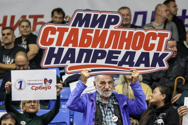 SERBIA, BELGRADE - OCTOBER 22, 2026: People attend a rally at the Ranko Zeravica Sports Hall in support of Serbia s former President Aleksandar Vucic ahead of the 2026 Serbian parliamentary election scheduled for October 25. Vucic will head the list of the ruling Serbian Progressive Party (SNS) and run as its prime ministerial candidate Belgrade Serbia  - ZUMAt113 20261022_zaa_t113_521 Copyright: xAlexanderxRyuminx