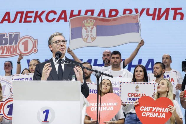 SERBIA, BELGRADE - OCTOBER 22, 2026: Serbia s former President Aleksandar Vucic (front) speaks at a rally at the Ranko Zeravica Sports Hall ahead of the 2026 Serbian parliamentary election scheduled for October 25. Vucic will head the list of the ruling Serbian Progressive Party (SNS) and run as its prime ministerial candidate. Alexander Ryumin TASS 99768495