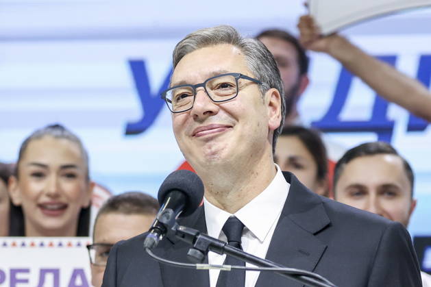 SERBIA, BELGRADE - OCTOBER 22, 2026: Serbia s former President Aleksandar Vucic speaks at a rally at the Ranko Zeravica Sports Hall ahead of the 2026 Serbian parliamentary election scheduled for October 25. Vucic will head the list of the ruling Serbian Progressive Party (SNS) and run as its prime ministerial candidate Belgrade Serbia  - ZUMAt113 20261022_zaa_t113_538 Copyright: xAlexanderxRyuminx