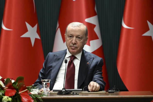 Erdogan and Carney hold joint press conference in Ankara ANKARA, TURKIYE - OCTOBER 22: Turkish President Recep Tayyip Erdogan and Canadian Prime Minister Mark Carney (not seen) hold a joint press conference following their meeting in Ankara, Turkiye on October 22, 2026. Dogukan Keskinkilic Anadolu Ankara Turkey. Editorial use only. Please get in touch for any other usage.  Copyright: x2026xAnadoluxDogukanxKeskinkilicx