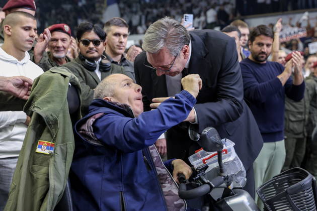 SERBIA, BELGRADE - OCTOBER 22, 2026: Serbia s former President Aleksandar Vucic (R front) attends a rally at the Ranko Zeravica Sports Hall ahead of the 2026 Serbian parliamentary election scheduled for October 25. Vucic will head the list of the ruling Serbian Progressive Party (SNS) and run as its prime ministerial candidate Belgrade Serbia - ZUMAt113 20261022_zaa_t113_552 Copyright: xAlexanderxRyuminx