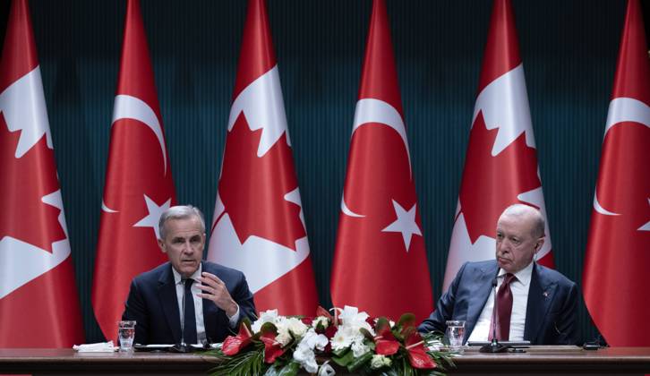 October 22, 2026, Ankara, Turkey: Turkish President Recep Tayyip Erdogan looks on as ..Prime Minister Mark Carney speaks during a joint-statement in Ankara, Turkey on Thursday, Oct. 22, 2026. Ankara Turkey  - ZUMAc35_ 20261022_zaf_c35_057 Copyright: xAdrianxWyldx