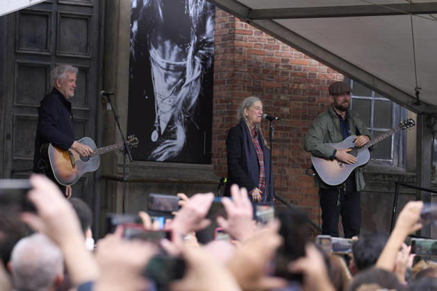 October 22, 2026, Oviedo, Asturias, Spain: Patti Smith attended a tribute in her honour where more than 3,000 people sang along to People Have the Power at Fabrica de Armas de La Vega on October 22, 2026 in Oviedo, Spain Oviedo Spain - ZUMAg15_ 20261022_zaf_g15_045 Copyright: xJackxAbuinx