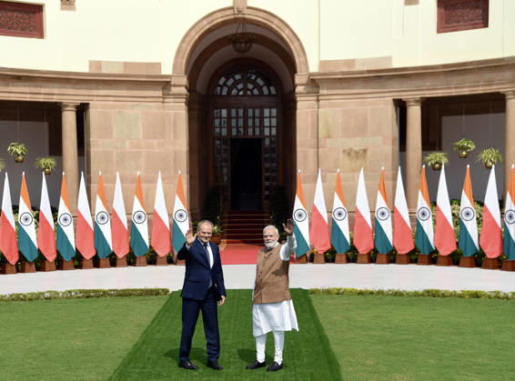 Poland PM Donald Tusk in India New Delhi, Oct 22 (ANI): Prime Minister Narendra Modi and his Polish counterpart, Donald Tusk, at Hyderabad House, in New Delhi on Thursday. NEW DELHI Delhi India Copyright: xANIx ANI_20261022043
