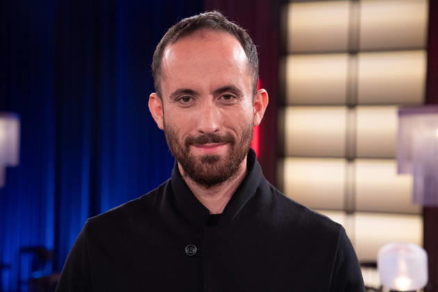 Igor LEVIT, pianist, musician, portrait, close-up, single image, single subject, guest on the WDR television show Koelner Treff, October 22, 2026