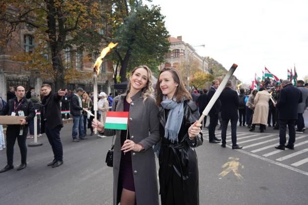 October 22, 2026, Budapest, Hungary: March of the Hungarian Prime Minister s party (Tisza Party) on the eve of the October 23 national holiday, commemorating the 70th anniversary of the 1956 Hungarian Revolution. October 23, 2026, marks the historic 70th anniversary of the 1956 Hungarian Revolution, a nationwide uprising against Soviet occupation and oppressive communist rule. This landmark anniversary is being observed through massive, solemn, and highly modernized nationwide commemorations across Hungary. Budapest Hungary - ZUMAp159 20261022_int_p159_508 Copyright: xPPANKx