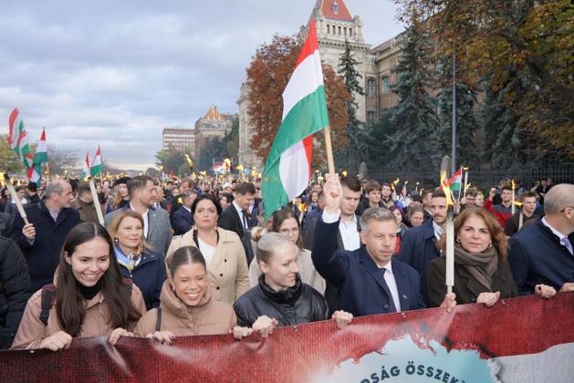 October 22, 2026, Budapest, Hungary: March of the Hungarian Prime Minister s party (Tisza Party) on the eve of the October 23 national holiday, commemorating the 70th anniversary of the 1956 Hungarian Revolution. October 23, 2026, marks the historic 70th anniversary of the 1956 Hungarian Revolution, a nationwide uprising against Soviet occupation and oppressive communist rule. This landmark anniversary is being observed through massive, solemn, and highly modernized nationwide commemorations across Hungary. Budapest Hungary - ZUMAp159 20261022_int_p159_519 Copyright: xPPANKx
