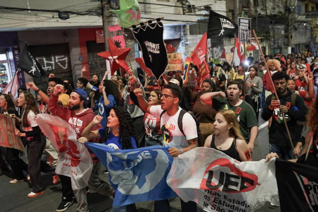 PUC-SP for Democracy held ahead of presidential runoff in Sao Paulo SAO PAULO, BRAZIL - OCTOBER 22: Students, professors, and labor union members gather in SAo Paulo, Brazil, on Thursday, October 22, 2026, to stage the PUC-SP for Democracy mobilization ahead of the high-stakes presidential runoff election. Participants marched through the city to voice support for democratic institutions, the constitution, and the rule of law, with backing from major student organizations such as the National Union of Students (UNE) amid the final stretch of the electoral campaign. Nicolas Hernandez Anadolu Sao Paulo Brazil. Editorial use only. Please get in touch for any other usage.  Copyright: x2026xAnadoluxNicolasxHernandezx