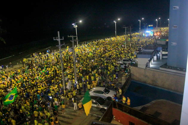 MACEIó, AL - 22.10.2026: ALFREDO GASPAR NO BLOCO DO 22 EM MACEIó - Vice-presidential candidate Alfredo Gaspar (PL) participated on Thursday night (22) in the 22 block in Maceió which drew a crowd to the beaches of Jatiúca and Ponta Verde x3037046x  GUIDOxJR.