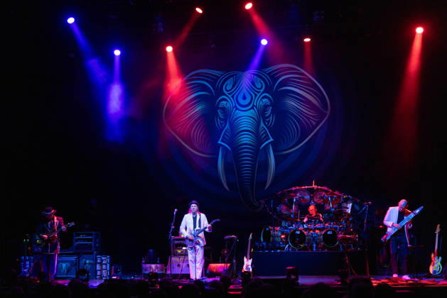 October 22, 2026, Madison, Wisconsin, USA: STEVE VAI, ADRIAN BELEW, TERRY BOZZIO and TONY LEVIN of BEAT performing King Crimson material at the Orpheum Theater in Madison, Wisconsin Madison USA  - ZUMAs135 20261022_zap_s135_001 Copyright: xDanielxDeSloverx