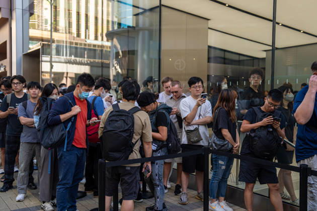 First Day on sale of IPhone Duo in Hong Kong People lining up outside an Apple Store to pick up their iPhone Duo on October 22, 2026 in Hong Kong. The iPhone DUO is Apple INC.™s first foldable phone, today is the first day the new iPhone DUO is available to the public. (Photo by Vernon Yuen Nexpher Images) HONG KONG HONG KONG