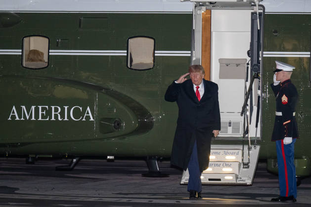 October 23, 2026, Washington, District Of Columbia, United States: President DONALD TRUMP arrives back at the White House following a campaign rally in Sioux City, Iowa. Washington United States - ZUMAk206 20261023_znp_k206_004 Copyright: xMattxKaminskyx