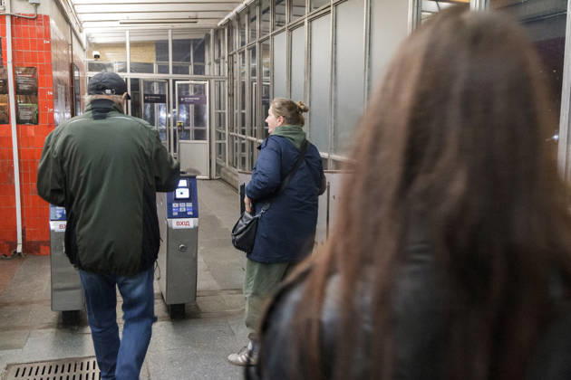 Kyiv Metro Station Partially Reopens After October 19 Russian Attack Commuters pass through turnstiles at the Chernihivska metro station, which has partially resumed operations following a Russian attack on October 19, Kyiv, Ukraine, October 22, 2026. The massive strike damaged the station, tracks and the cable network. Photo by Kyrylo Chubotin Ukrinform ABACAPRESS.COM Kyiv Ukraine  Copyright: xChubotinxKirill Ukrinform ABACAx
