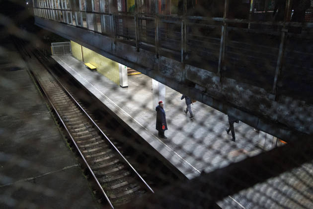 Kyiv Metro Station Partially Reopens After October 19 Russian Attack A Kyiv Metro station manager stands on the platform at the Chernihivska metro station, which has partially resumed operations following a Russian attack on October 19, Kyiv, Ukraine, October 22, 2026. The massive strike damaged the station, tracks and the cable network. Photo by Kyrylo Chubotin Ukrinform ABACAPRESS.COM Kyiv Ukraine  Copyright: xChubotinxKirill Ukrinform ABACAx