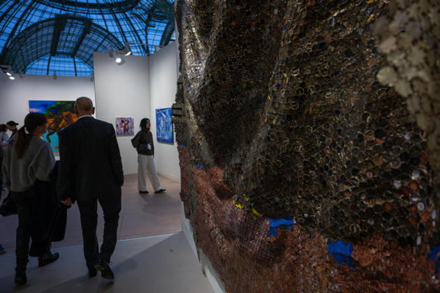 Art Basel Fair to Close Earlier than Scheduled - Paris Art Basel fair, held at Grand Palais, will close before scheduled time, because of demonstrations in Paris and after calls online to attack it and demonstrate inside, as seen in Paris, France on October 22, 2026. Photo by Ammar Abd Rabbo ABACAPRESS.COM Paris Ile-de-France France  Copyright: xAbdxRabboxAmmar ABACAx