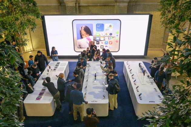 October 23, 2026, London, London, UK: London, UK. Customers inside the Apple Covent Garden store view and buy the new Apple iPhone Duo, the companyâ€⠢s first foldable iPhone. Opened, it is the thinnest iPhone ever, with a 7.6-inch inner display that provides a large canvas for viewing content, gaming, and multitasking, and a special nano-texture finish that minimises glare for an unparalleled viewing experience. Closed, the 5.4-inch outer display delivers 90 percent of the screen area of iPhone 18 Pro in a compact, pocketable design. London UK - ZUMAl94_ 20261023_zaf_l94_017 Copyright: xRayxTangx