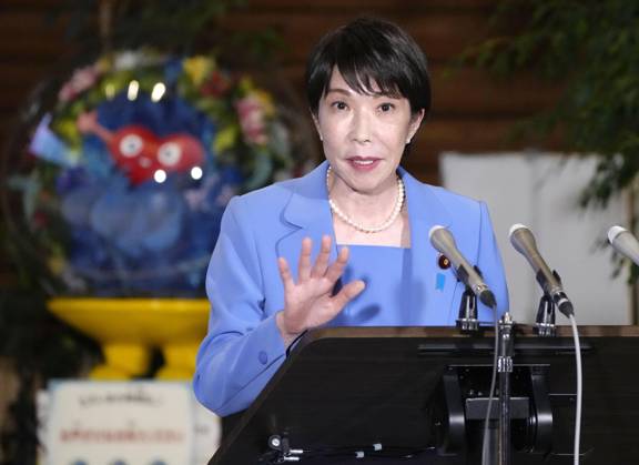 Japan PM meets press Japanese Prime Minister Sanae Takaichi meets the press at the premier s office in Tokyo on Oct. 23, 2026.  A14AA0005631543P