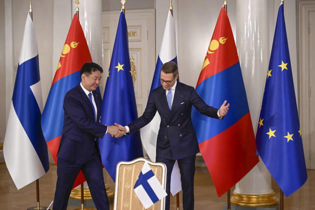 LKS 20261023 Mongolian President Ukhnaa Khurelsukh (left) and Finnish President Alexander Stubb during the visit of the President of Mongolia at the Presidential Palace in Helsinki, Finland on October 23, 2026. - MARKKU ULANDER Helsinki Finland Copyright: xMarkkuxUlanderx iXWkSMnmlhc