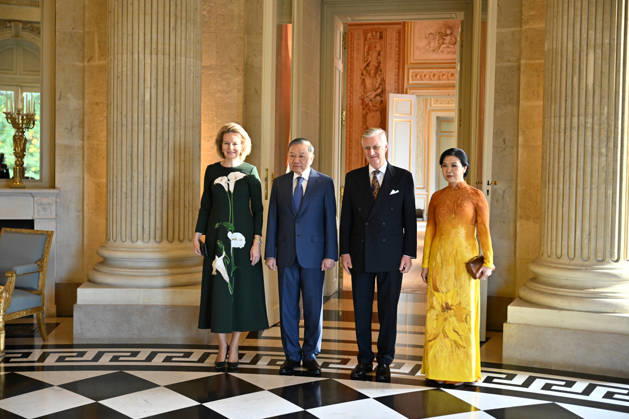 King Philippe of Belgium meets with Vietnamese President To Lam in Belgium BRUSELLS, BELGIUM - OCTOBER 23: King Philippe of Belgium (2nd R) and Queen Mathilde (L) host Vietnamese President To Lam (2nd L) and his wife, Ngo Phuong Ly (R), at the Royal Palace of Laeken in Belgium, Brussels on October 23, 2026. Dursun Aydemir Anadolu Brussels Belgium. Editorial use only. Please get in touch for any other usage.  Copyright: x2026xAnadoluxDursunxAydemirx