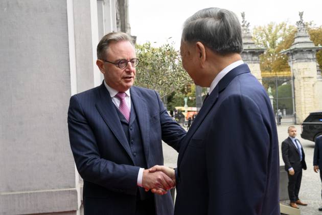 Belgian PM Receives To Lam President Of Vietnam BRUSSELS, BELGIUM - 23 10 2026 His Excellency To Lam President Of Vietnam pictured with Bart De Wever, (N-VA) Prime Minister of Federal Government of Belgium during their meeting in the Egmont Palace on October 23, 2026 in BRUSSELS, Belgium, 23 10 2026 BRUSSELS Belgium  Copyright: xPhilipxReynaersx