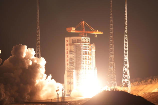 (261023) -- TAIYUAN, Oct. 23, 2026 -- A modified Long March-6 carrier rocket carrying the Yaogan-50 03 satellite blasts off from the Taiyuan Satellite Launch Center in north China s Shanxi Province, Oct. 23, 2026. The Yaogan-50 03 satellite was launched at 6:15 p.m. (Beijing Time) and entered its planned orbit. The launch mission was a complete success. (Photo by Xinhua) (EyesOnSci) CHINA-SHANXI-TAIYUAN-SATELLITE-LAUNCH (CN) DongxMeng