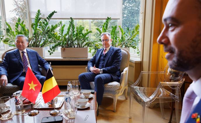 Belgian PM Receives To Lam President Of Vietnam BRUSSELS, BELGIUM - OCTOBER 23 : His Excellency To Lam President Of Vietnam pictured with Bart De Wever, (N-VA) Prime Minister of Federal Government of Belgium during their meeting in the Egmont Palace on October 23, 2026 in BRUSSELS, Belgium, 23 10 2026 BRUSSELS Belgium  Copyright: xBenoitxDoppagnex