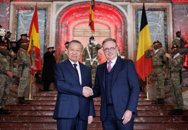 Belgian PM Receives To Lam President Of Vietnam BRUSSELS, BELGIUM - OCTOBER 23 : His Excellency To Lam President Of Vietnam pictured with Bart De Wever, (N-VA) Prime Minister of Federal Government of Belgium during their meeting in the Egmont Palace on October 23, 2026 in BRUSSELS, Belgium, 23 10 2026 BRUSSELS Belgium  Copyright: xBenoitxDoppagnex