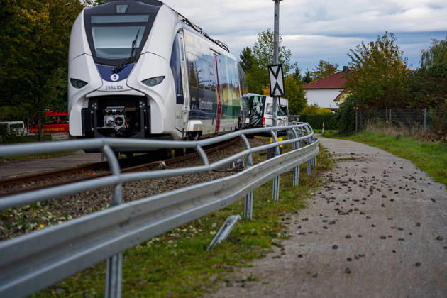 Car collides with train Car collides with train Fritzlar railroad crossing Pappelallee Hesse Germany