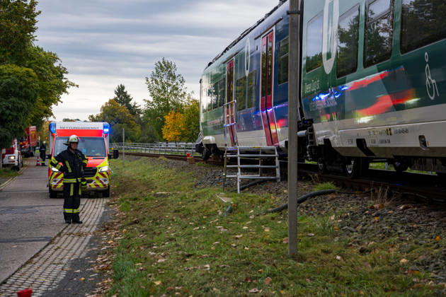 Car collides with train Car collides with train Fritzlar railroad crossing Pappelallee Hesse Germany