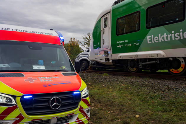 Car collides with train Car collides with train Fritzlar railroad crossing Pappelallee Hesse Germany