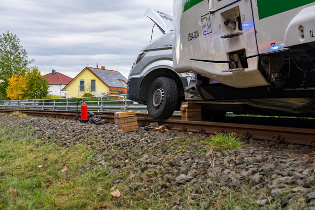 Car collides with train Car collides with train Fritzlar railroad crossing Pappelallee Hesse Germany