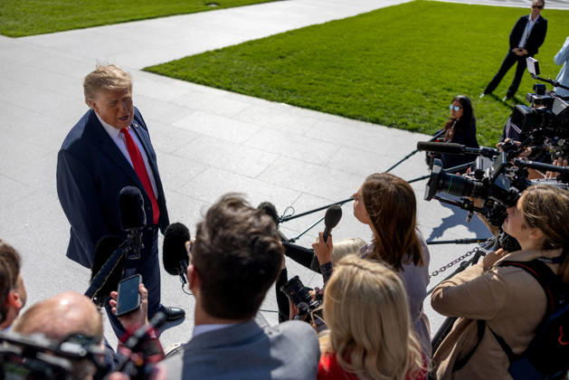 Trump Departs White House WASHINGTON, DC - OCT. 23: US President Donald Trump speaks to reporters outside the White House as he departs for a campaign stop in Ft. Myers, Fla. via Marine One on Friday, Oct. 23, 2026 in Washington, D.C. (Photo by Tierney Cross Pool For The Washington Post) Washington DC United States  Copyright: xPool ABACAx
