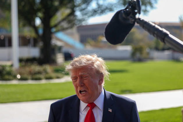 Trump Departs White House WASHINGTON, DC - OCT. 23: US President Donald Trump speaks to reporters outside the White House as he departs for a campaign stop in Ft. Myers, Fla. via Marine One on Friday, Oct. 23, 2026 in Washington, D.C. (Photo by Tierney Cross Pool For The Washington Post) Washington DC United States  Copyright: xPool ABACAx