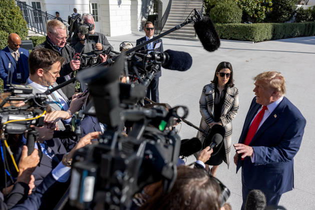 Trump Departs White House WASHINGTON, DC - OCT. 23: US President Donald Trump speaks to reporters outside the White House as he departs for a campaign stop in Ft. Myers, Fla. via Marine One on Friday, Oct. 23, 2026 in Washington, D.C. (Photo by Tierney Cross Pool For The Washington Post) Washington DC United States  Copyright: xPool ABACAx
