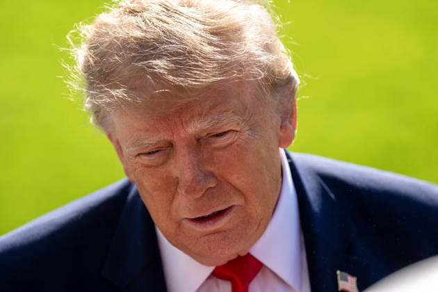 October 23, 2026, Washington, Dc, United States: U.S. President Donald Trump speaks to reporters on the South Lawn of the White House before departing for Florida on October 23, 2026, in Washington, DC. Washington United States - ZUMAl312 20261023_znp_l312_021 Copyright: xAndrewxLeydenx