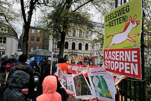 Protest Against Landscape Destruction Aachen, October 23, 2026 Protest Rally: Save Eselsweg; Stop the Barracks Expansion The protest is not directed against the German Armed Forces, but against the planned expansion of the barracks at an unsuitable location within the Beverau Landscape Conservation Area, one of the co