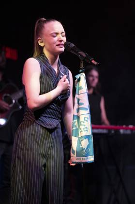 October 23, 2026, Madrid, Spain: The singer Carmen Ferre performs during her performance in Sala Galileo in Madrid in Spain. Madrid Spain  - ZUMAs197 20261023_aaa_s197_130 Copyright: xAtilanoxGarciax