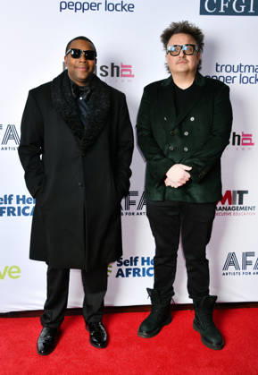 NEW YORK, NY- OCTOBER 23: Kenan Thompson and Johnny Ryan Jr. at Self Help Africa™s 16th Annual Change-Maker™s Ball honoring Kenan Thompson with the 2026 Empowering Africa Award on October 23, 2026 at The Lighthouse at Chelsea Piers in New York City. Copyright: xmpi099 MediaPunchx