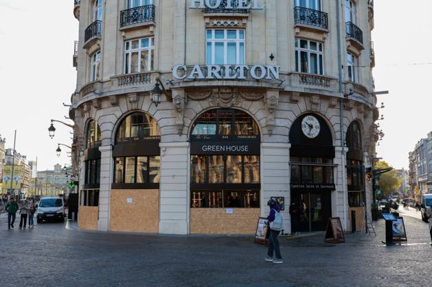 Morning Scene, Act 2, PHOTOPQR VOIX DU NORD, Thierry Thorel, October 24, 2026, Lille, October 24, 2026 Morning atmosphere in the streets of the capital of Flanders a few hours before Act 2 of the demonstrations Photo by Thierry Thorel La Voix du Nord Lille, October 24, 2026 – Morning atmosphere in the streets of the capital of Flanders, a few hours before the second wave of demonstrations, Hauts-de-France, France Copyright: xPHOTOPQR VOIXxDUxNORD MAXPPPxThierryxThorelx 20261024VDN6202 20261024VDN6202