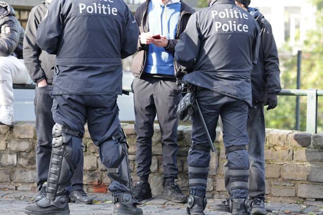 This image shows police controling peoples after a call for protests in Brussels for purchasing power, healthcare, and education, on Saturday 24 October 2026.  NICOLASxMAETERLINCK 190846068