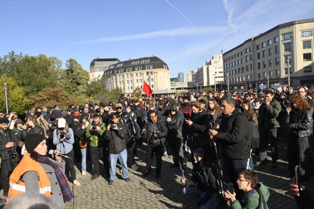 Extreme Left And Citizen Activists Protest 24 10 2026 BRUSSELS, BELGIUM - OCTOBER 24 : Police and demonstrators pictured during illegal demonstration the centre of Brussels against budget measures on October 24, 2026 in Brussels, Belgium, 24 10 2026 Brussels Belgium  Copyright: xPhilipxReynaersx