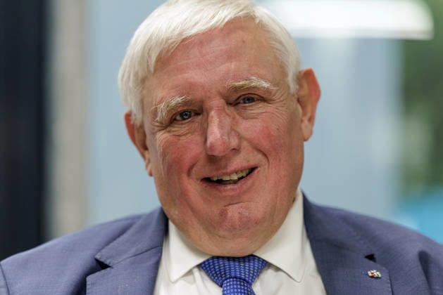 Karl Josef Laumann, CDU; Karl Josef Laumann, CDU, Minister of Labor and Social Affairs for North Rhine-Westphalia, smiles on October 23, 2026, during a WVS business breakfast at the Caritas Emstor Workshops (WfbM) in Rheine, North Rhine-Westphalia, Germany. These workshops provide people w