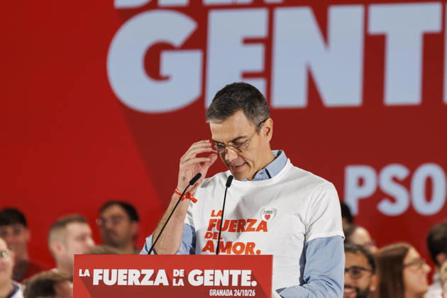 Sánchez heads his second pre-campaign event in Andalusia, this time in Granada. Photo of PSOE Secretary-General and Prime Minister Pedro Sánchez at a pre-campaign event at the Granada Convention and Exhibition Center. October 24 in Granada, Andalusia, Spain The event was also attended by the Deputy Secretary-General of the PSOE and Secretary-General of the PSOE in Andalusia, María Jesús Montero, and the Secretary-General of the PSOE in Granada and the party’s Senate candidate for that province, Pedro Fernández October 24, 2026 Álex Cá Granada Granada Spain  Copyright: xÃlexxCamarax 7866114