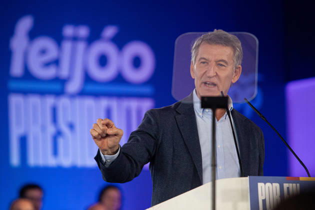 Feijóo and Rueda Participate in a Pre-Campaign Event in Vigo Alberto Núnez Feijóo, president of the Popular Party, during a public event as part of the pre-campaign for the general election on November 29, at the Estación Marítima on October 24, 2026, in Vigo, Pontevedra, Galicia, Spain. The event served to present the candidates endorsed by the Galician PP for the general election on November 29, 2026. October 24, 2026, Adriá, Vigo, Pontevedra, Galicia, Vigo, Pontevedra, Galicia, Spain  Copyright: xAdrianxIragox 7866555