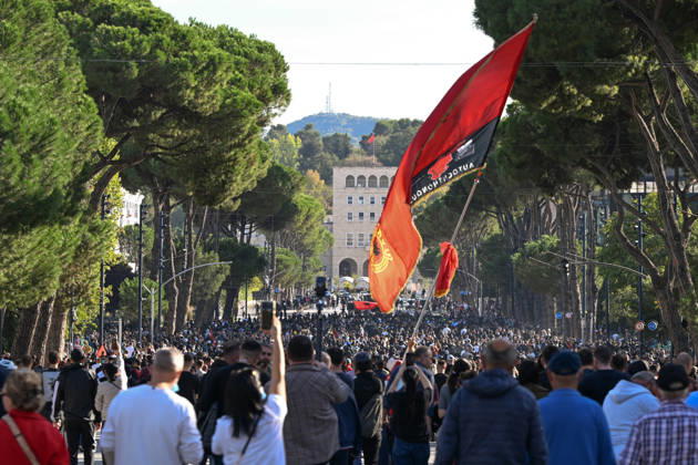 Mass Anti-Government National Protest in Tirana TIRANA, ALBANIA - OCTOBER 24: A large crowd of protesters march through a main avenue on October 24, 2026, in Tirana, Albania. Unrest and physical confrontations erupt in Tirana city center as demonstrators and riot police clash during a massive nationwide protest, turning the capital s main avenue into a major flashpoint as chaotic skirmishes broke out between security forces and factions of the crowd. Artur Widak Anadolu Tirana Albania. Editorial use only. Please get in touch for any other usage.  Copyright: x2026xAnadoluxArturxWidakx