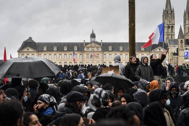 OCTOBER 24 PROTESTS PHOTOPQR OUEST FRANCE Charles BURY CAEN 10 24 2026 Act II of the protests against the high cost of living: Students, unions, and Yellow Vests, about 10,000 people in Caen, Calvados, Normandy. Photo by Charles Bury, Ouest France, France, Oct. 24, 2026. Another day of protests this Saturday, and amid fears of renewed violence and looting, restrictions on freedom of movement and assembly have multiplied, drawing sharp criticism from civil liberties groups. CAEN, France Copyright: xPHOTOPQR OUESTxFRANCE MAXPPPxCharlesxBURYx 20261024OFR8068 20261024OFR8068