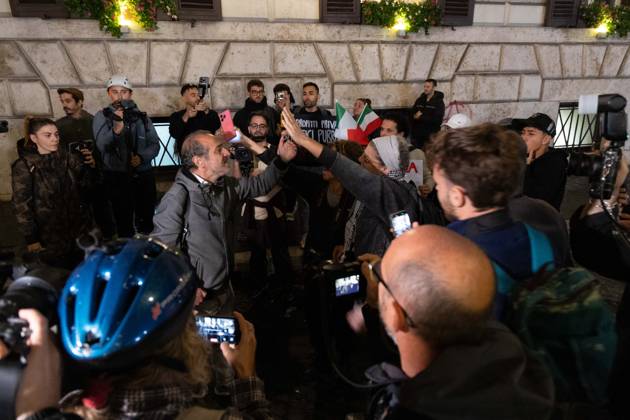 IPA90124701 - Protest Against Rising Living Costs: Rome, October 24, 2026 March Organized by the October 17 Movement  Copyright: xMatteoxNardonex xMatteoxNardonex IPA90124701